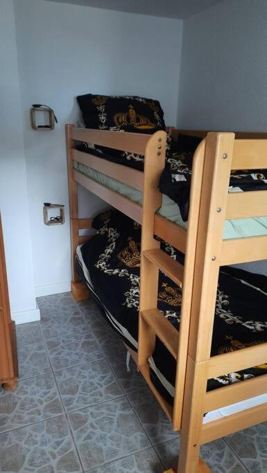 Wellness Ferienwohnung Biene Im Bergischen Land Much Bagian luar foto